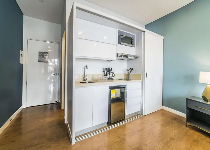 Granada Executive Suites