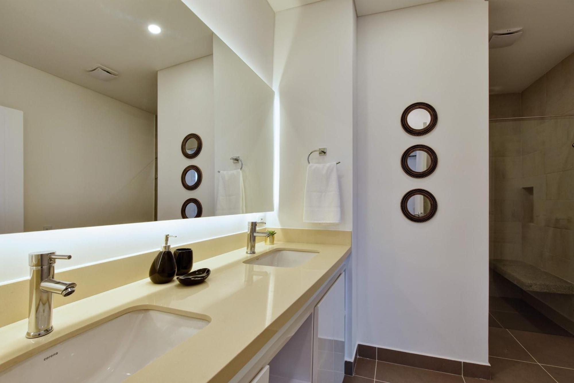 Granada Executive Apartment Cali